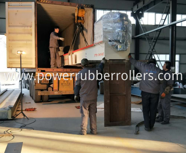 High Efficiency Rubber Roller Covering Machine